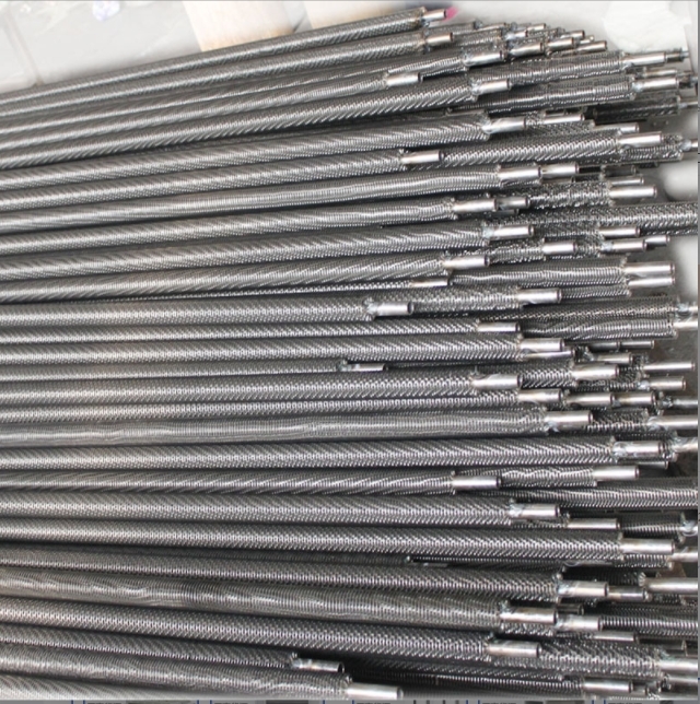 آخرین وبلاگ های شرکت در مورد What are the common types of finned tubes? How do I choose the right model?