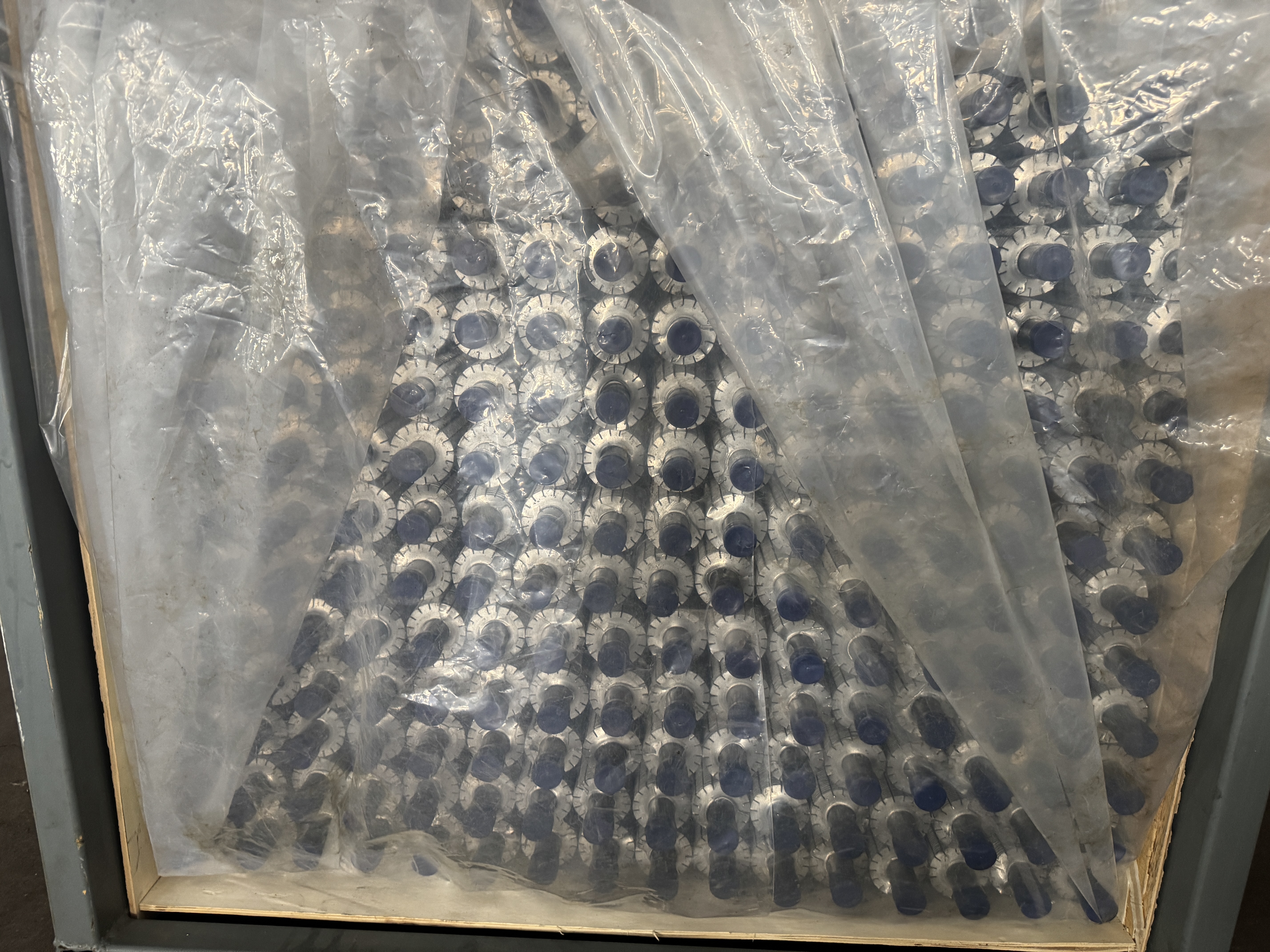 آخرین وبلاگ های شرکت در مورد یک دسته از لوله های بالدار دندان دار ما با موفقیت به بازار اروپا فرستاده شد.